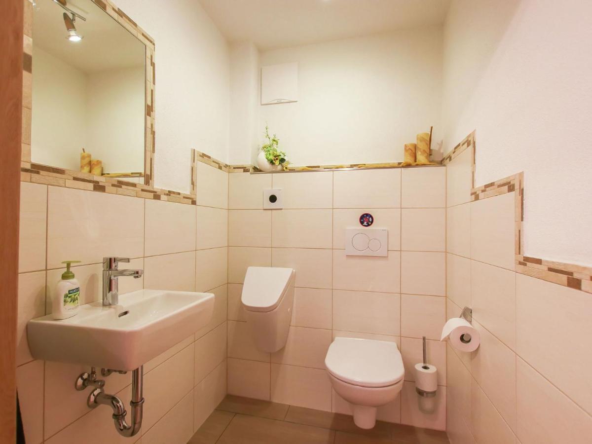 Cosy Holiday Flat In A Farmhouse Taxenbach Oda fotoğraf