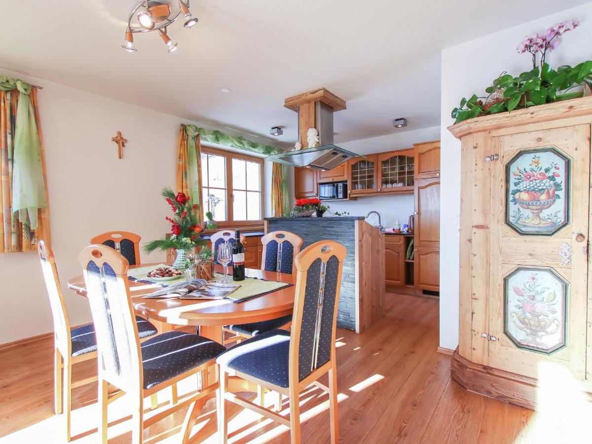 Cosy Holiday Flat In A Farmhouse Taxenbach Oda fotoğraf